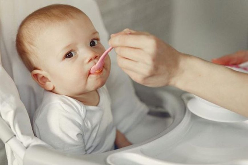 Kenalan dengan Tahapan Tekstur MPASI, Biar Si Kecil Nggak Susah Makan
