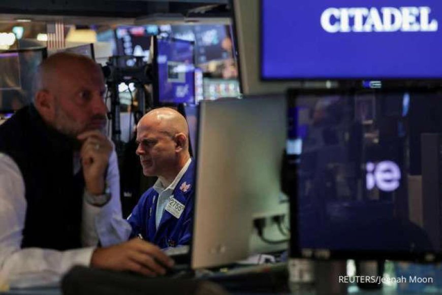 Wall Street Melemah, Investor Galau Menanti Kejelasan Suku Bunga The Fed