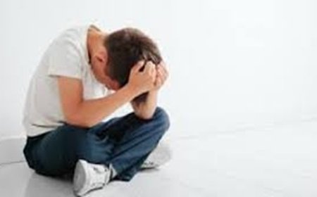 Kesehatan Mental Pada Remaja. Buatkan Gambar tanpa Teks