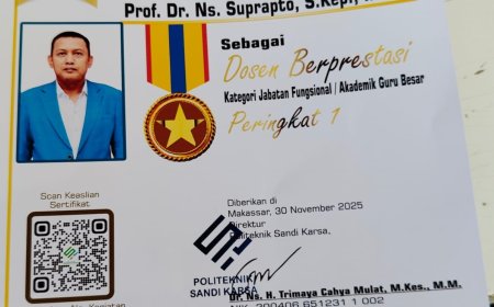 Prof. Dr. Ns. Suprapto, M.Kes, Raih Penghargaan Dosen Berprestasi Peringkat 1 di Politeknik Sandi Karsa”