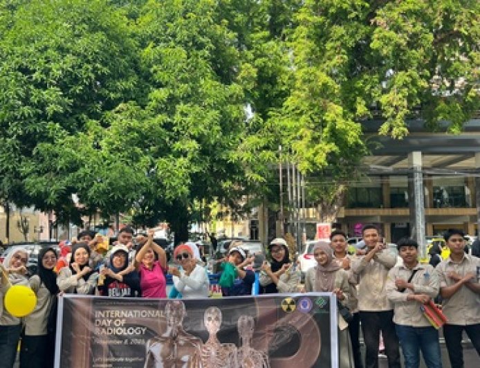 CFD Makassar Heboh! Mahasiswa Radiologi Politeknik Sandi Karsa Jadi Duta Edukasi Kesehatan Lewat Kampanye Radiologi Modern